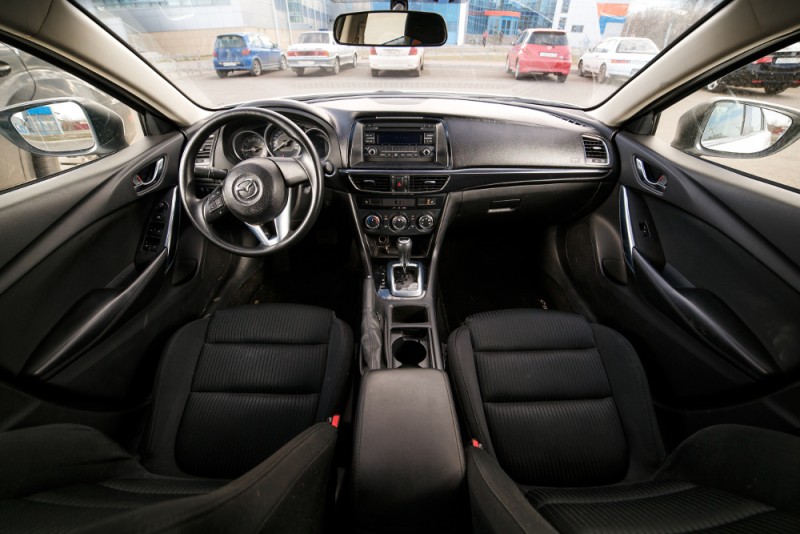 Mazda 6